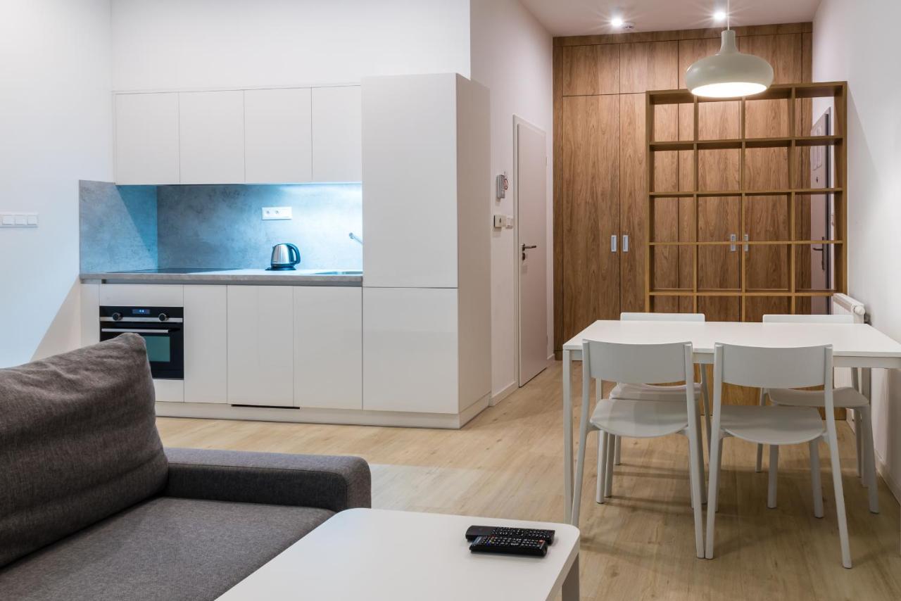ברטיסלאבה City Castle Apartments Free Parking מראה חיצוני תמונה