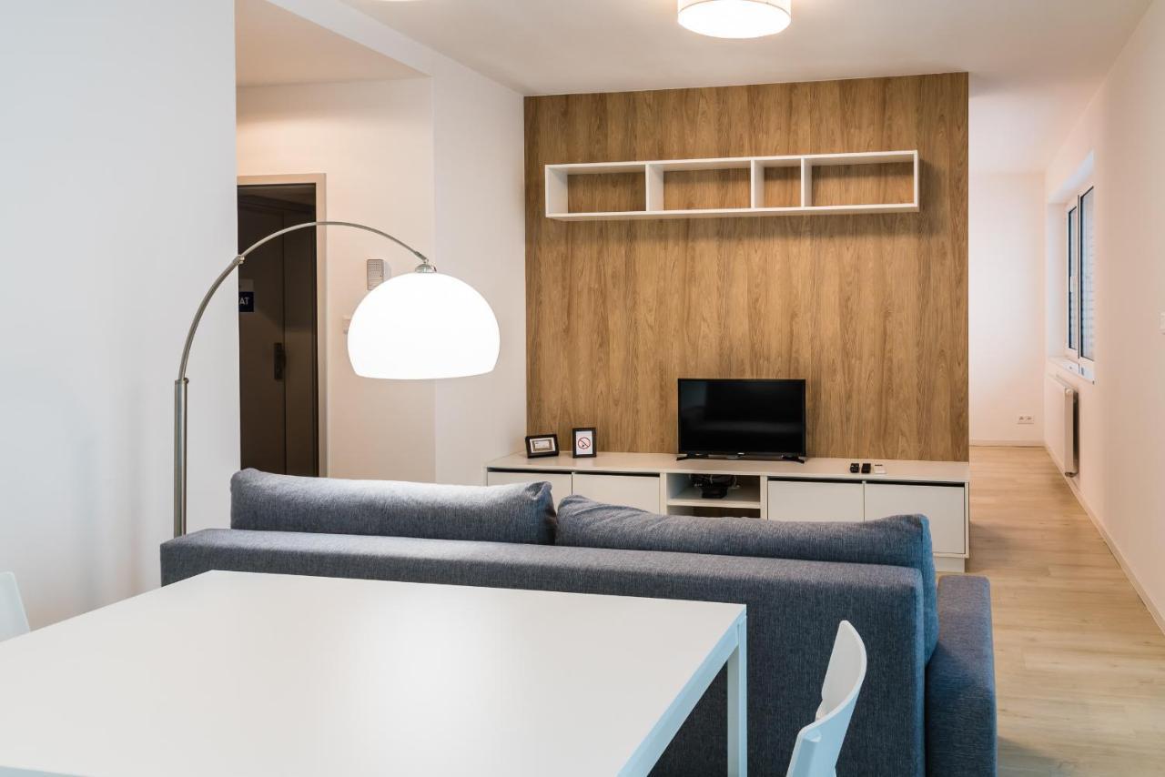 ברטיסלאבה City Castle Apartments Free Parking מראה חיצוני תמונה