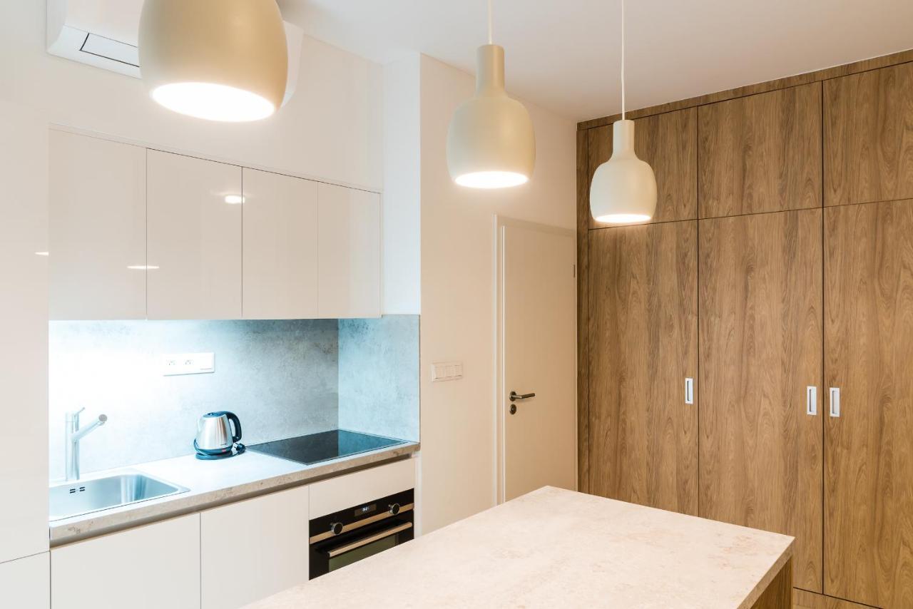 ברטיסלאבה City Castle Apartments Free Parking מראה חיצוני תמונה