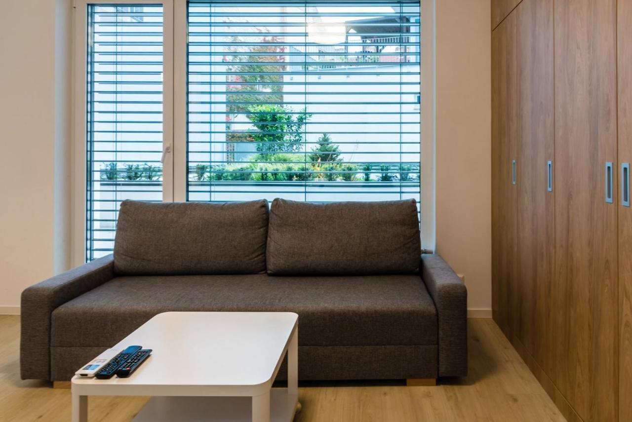 ברטיסלאבה City Castle Apartments Free Parking מראה חיצוני תמונה