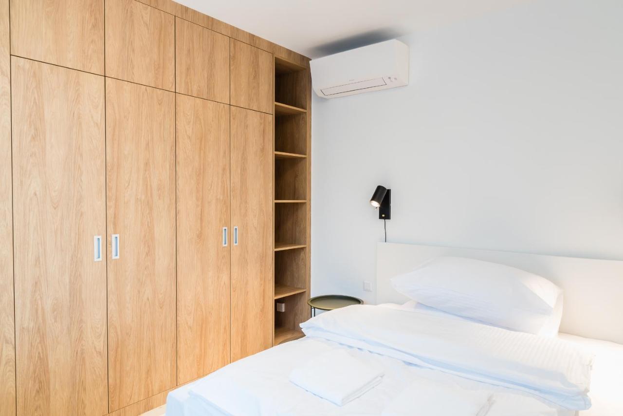 ברטיסלאבה City Castle Apartments Free Parking מראה חיצוני תמונה