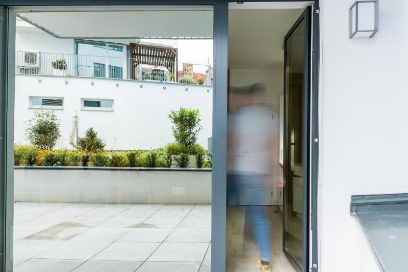 ברטיסלאבה City Castle Apartments Free Parking מראה חיצוני תמונה