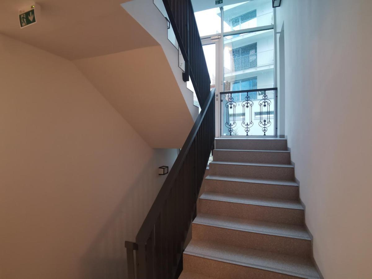 ברטיסלאבה City Castle Apartments Free Parking מראה חיצוני תמונה